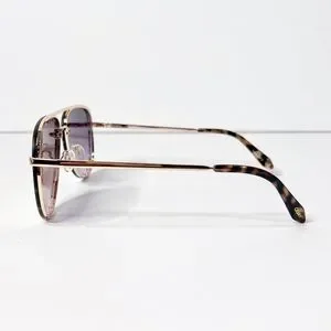 Quay Australia | Accessories | New Quay Australia High Key  display picture 2
